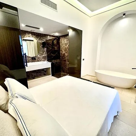 فندق مبيت وإفطار Al & Private Pool 4*